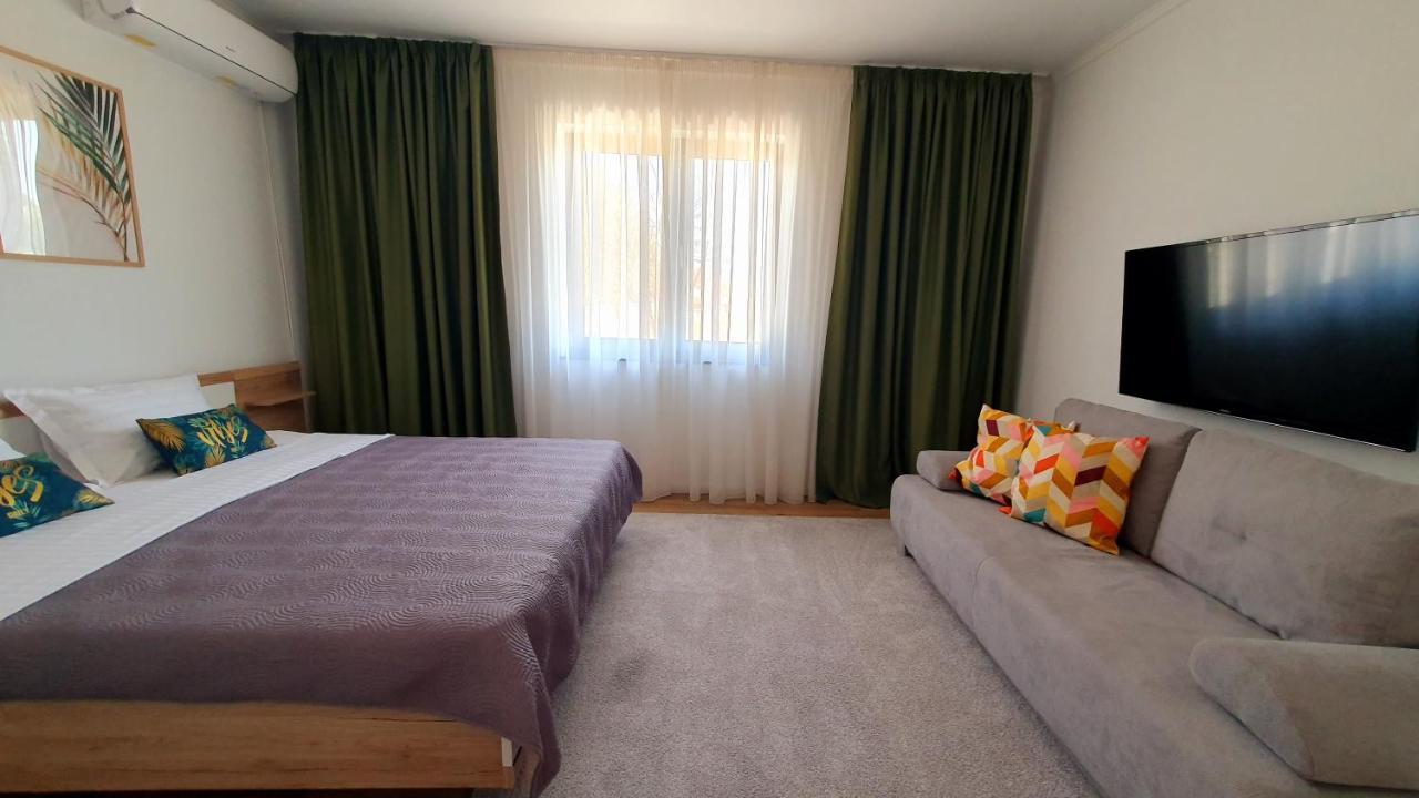 Villa Casanova à Sînmartin Extérieur photo